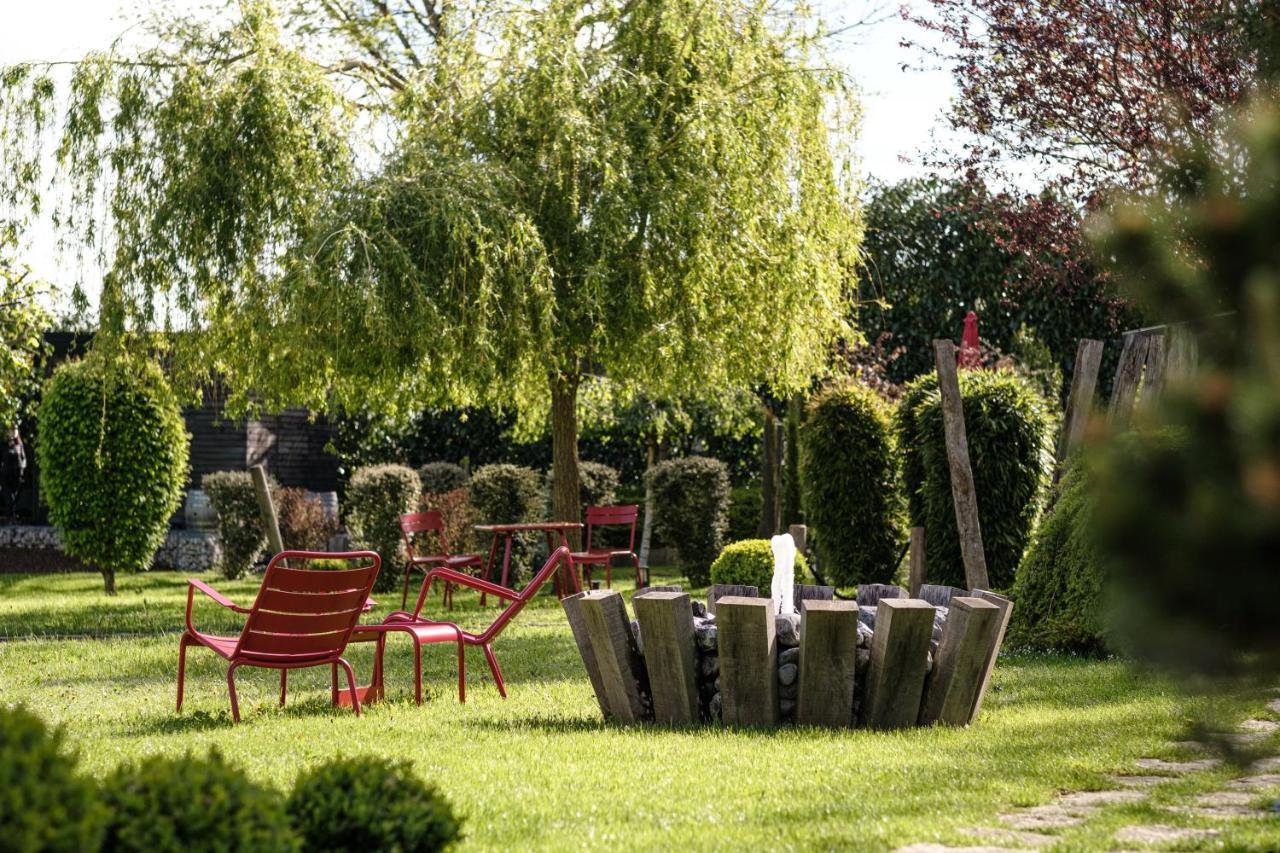 Le Domaine Des Pres Verts Suites & Chambres Avec Jacuzzi Privatif Jouey エクステリア 写真